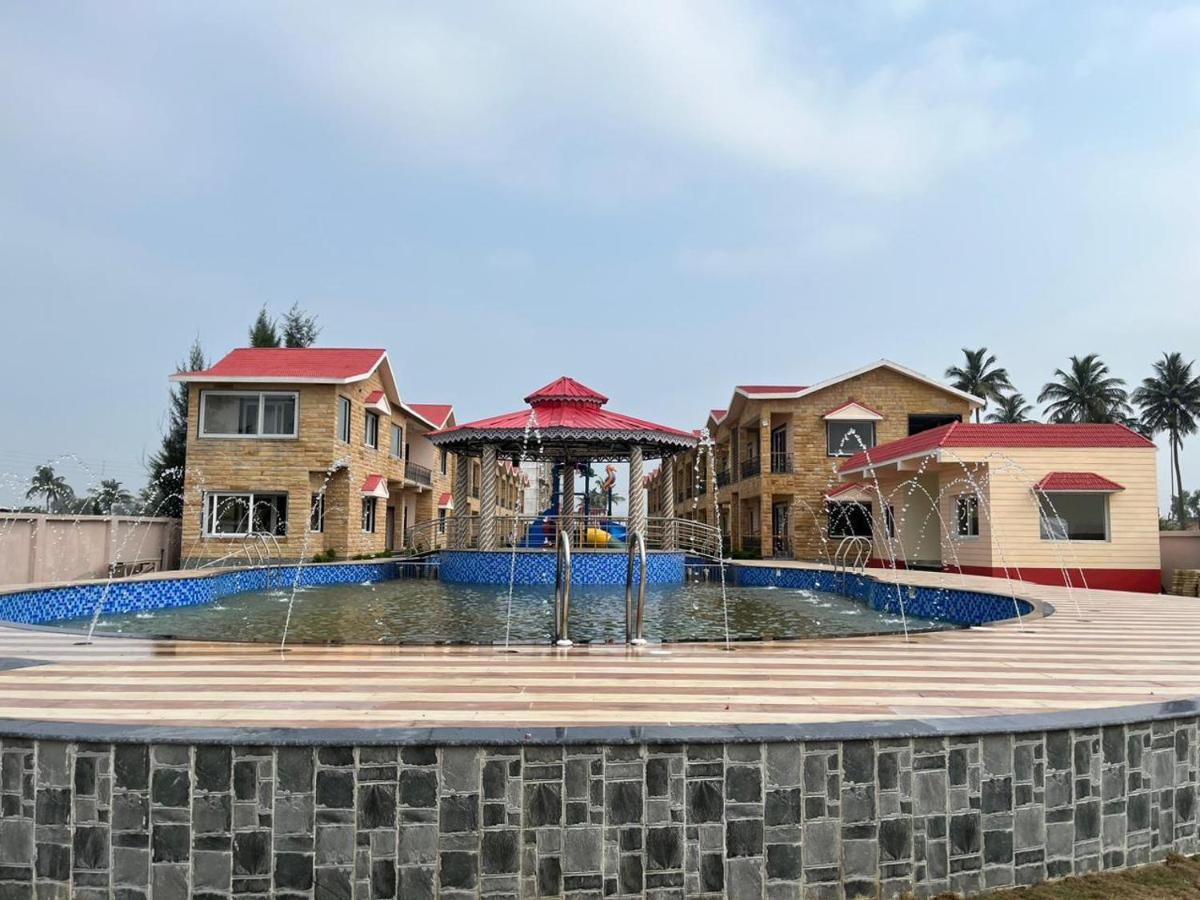 Swarnabhoomi Beach Resort Мандармани Экстерьер фото