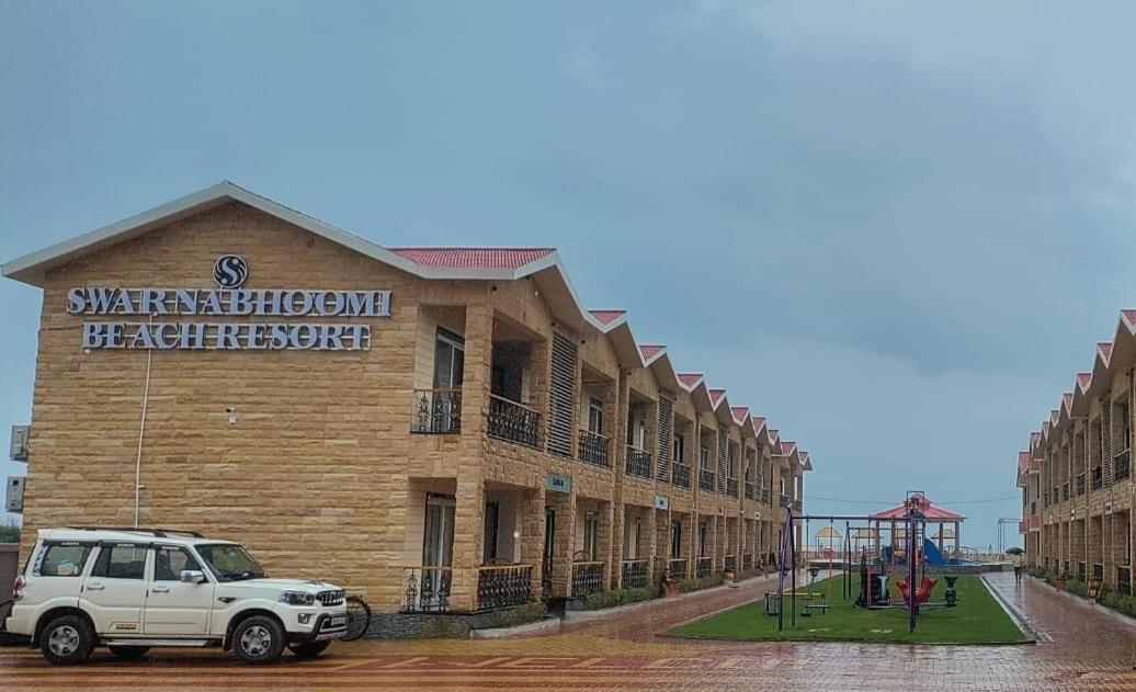 Swarnabhoomi Beach Resort Мандармани Экстерьер фото