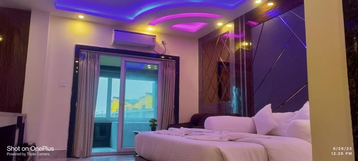 Swarnabhoomi Beach Resort Мандармани Экстерьер фото
